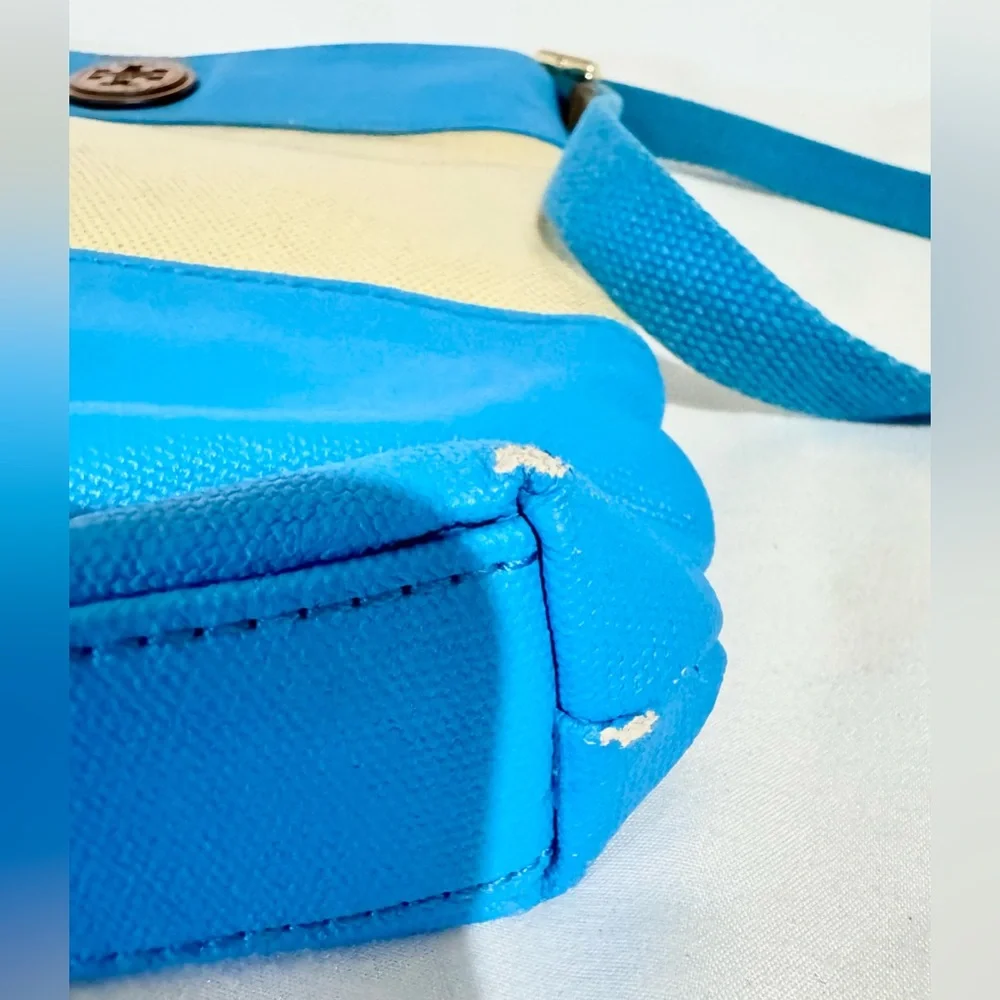 TORY BURCH Blue & Beige Canvas‎ Crossbody Colorblock Top Zip Pouch Bag
